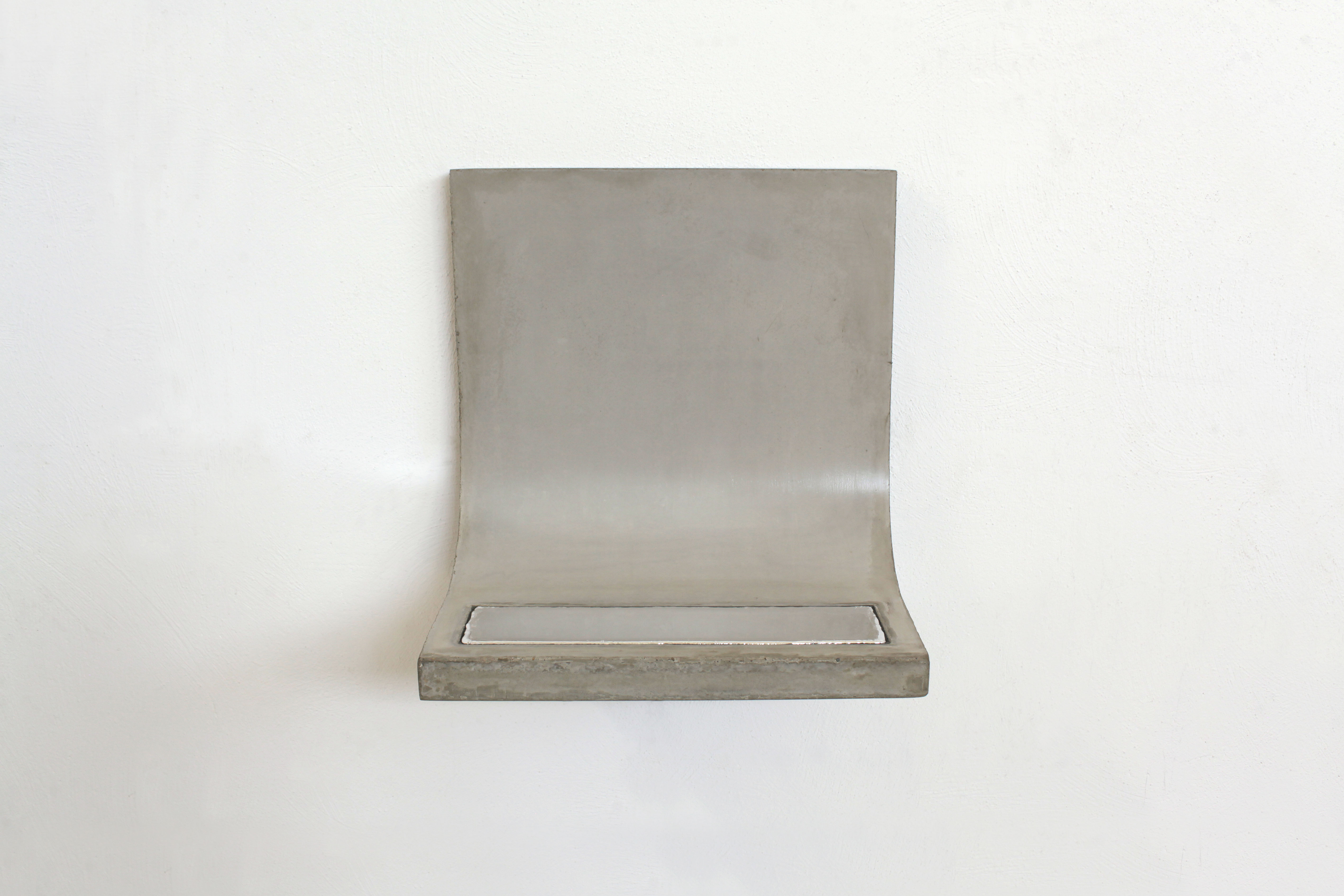 Christian Keinstar (2. Preis): The Sink, 2014 | Stahl, Beton, Elektronik, Gallium | 50 x 50 x 34 cm